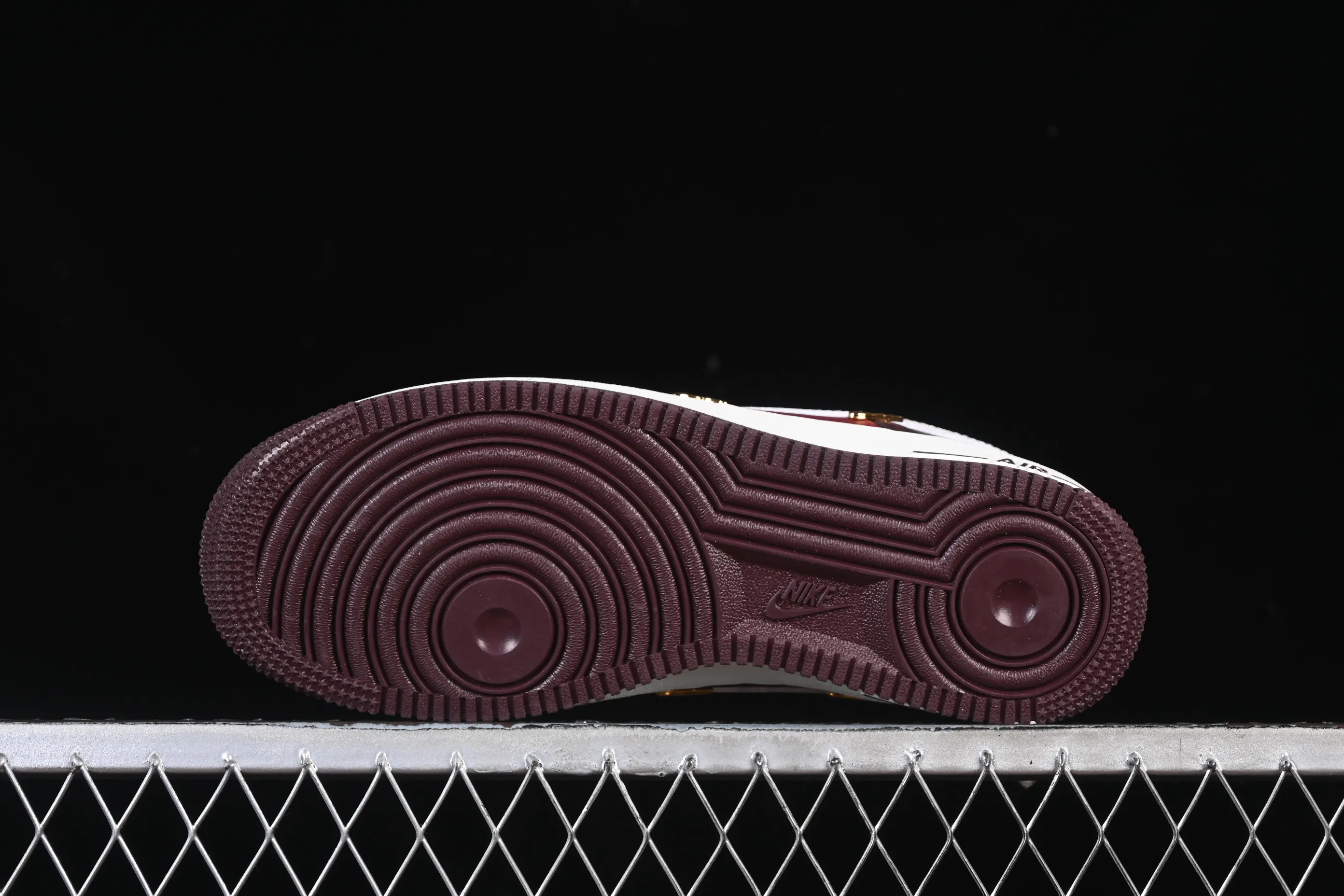 All categories Nk Air Force 1 Air Force series Nk Air Force 1 Low Air Force low-top Nike Air Force 1'07 Low Air Force 1 low-top casual sneakers IR0485-611
